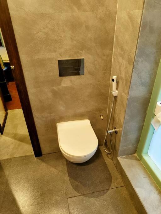 The Turquoise Letterbox - Twin At Central Kolkata Luaran gambar