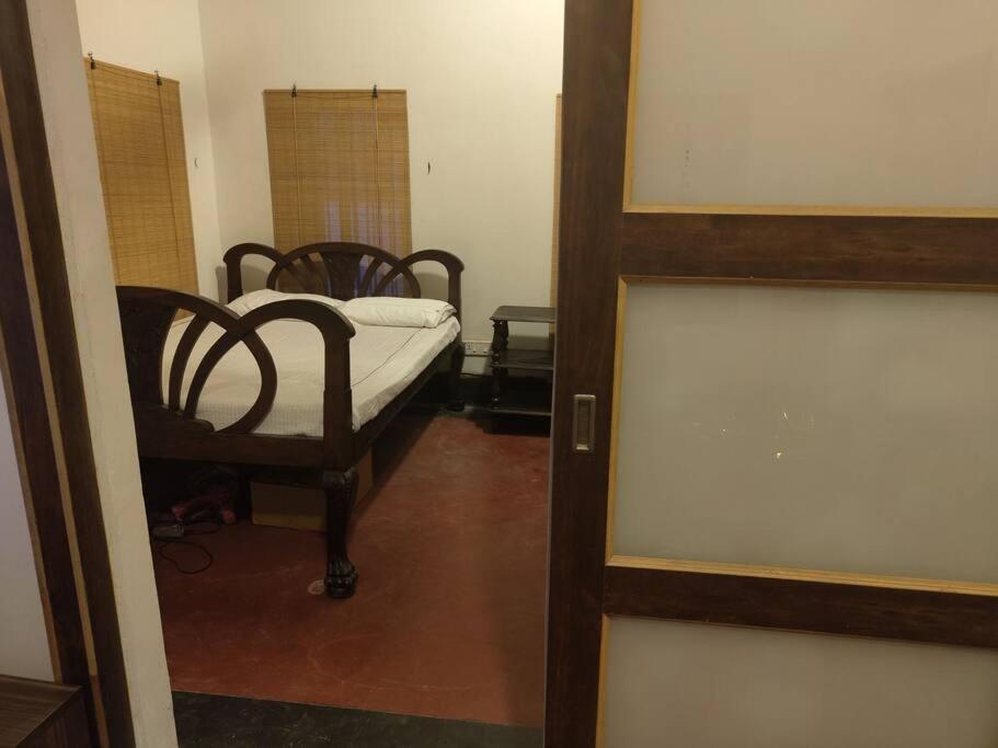 The Turquoise Letterbox - Twin At Central Kolkata Luaran gambar
